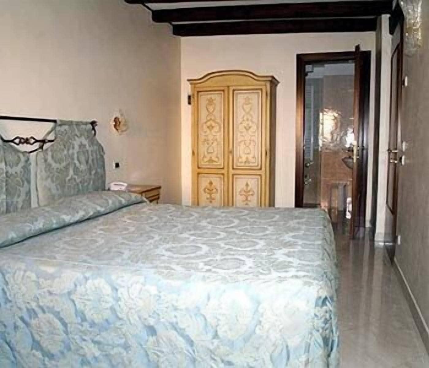 La Locandiera Venice Luaran gambar