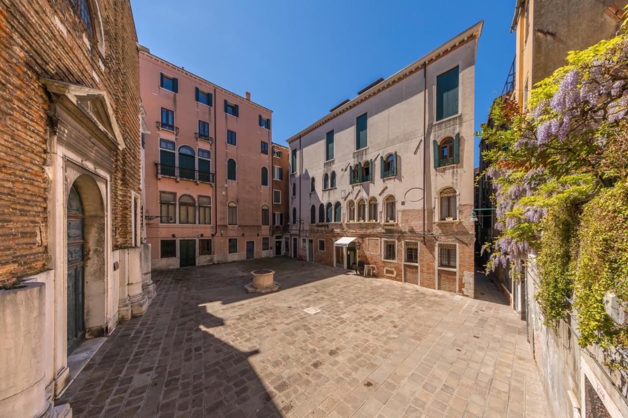 La Locandiera Venice Luaran gambar